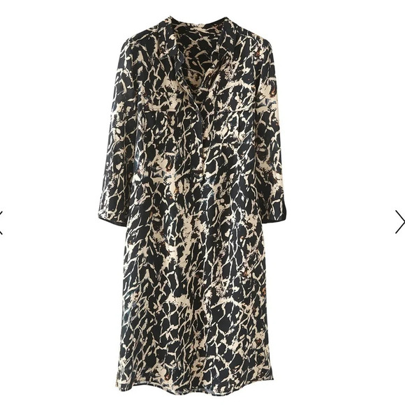 Wrap London lyocell linen print dress size US 8/UK 12. Abstract animal print - Picture 3 of 3